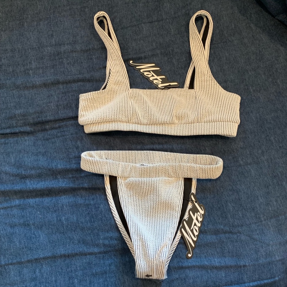 NWT never worn Motel XS Bikini!!
